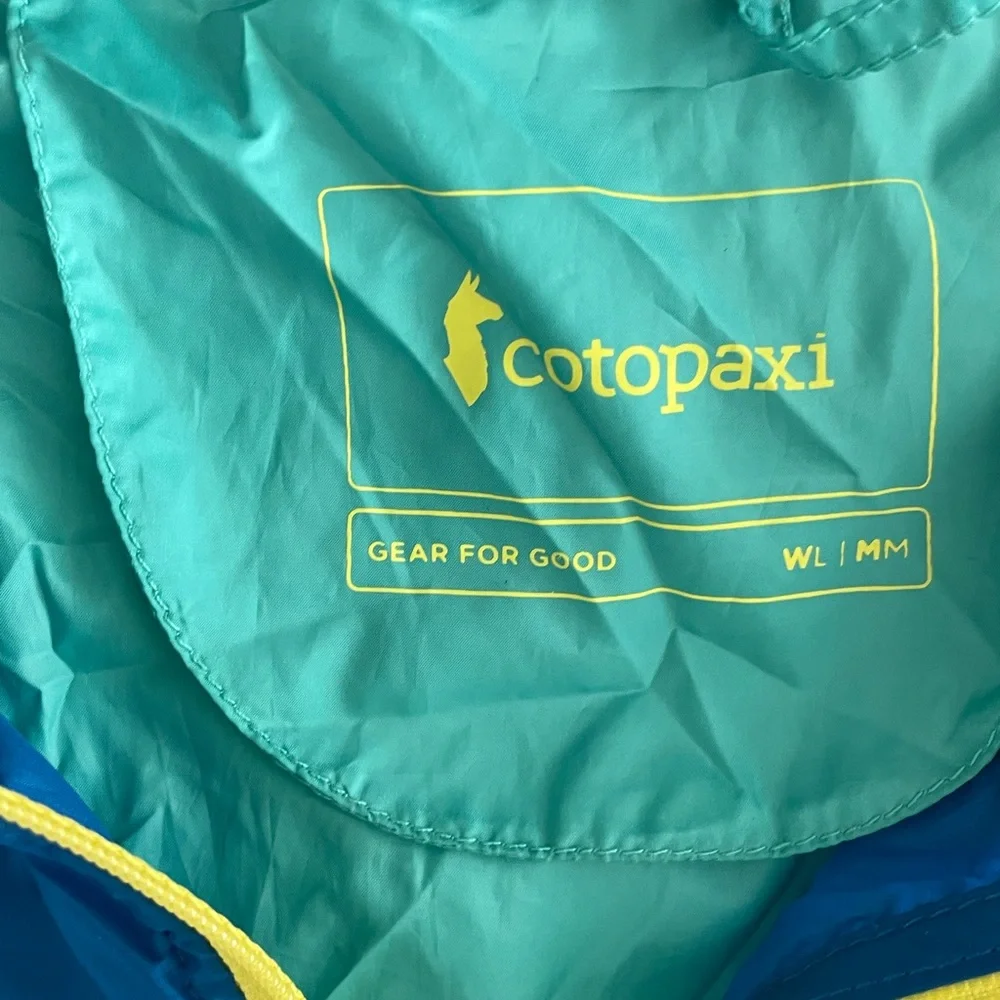Cotopaxi Women's Utility Jacket in Light Blue and Teal - Picture 5 of 6